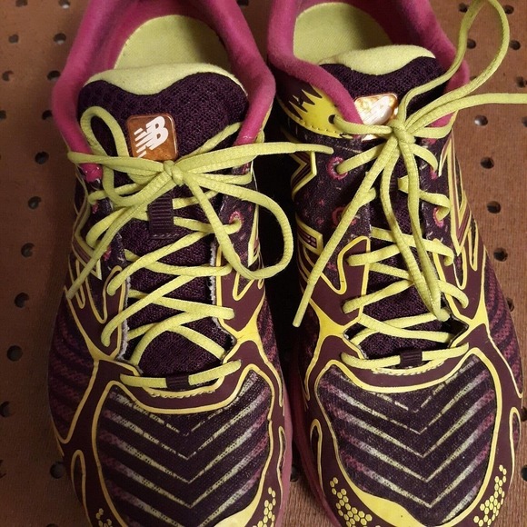 New Balance 1400 Purple/Yellow Size 8 EUC - Picture 2 of 6